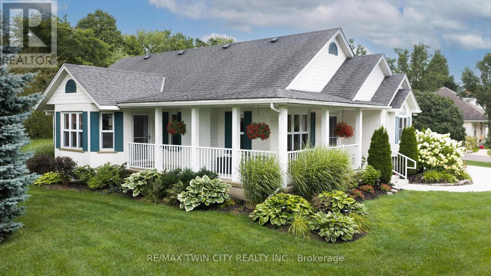 15 Shephard Place, Wilmot, Ontario  N3A 2E4 - Photo 4 - X13689892