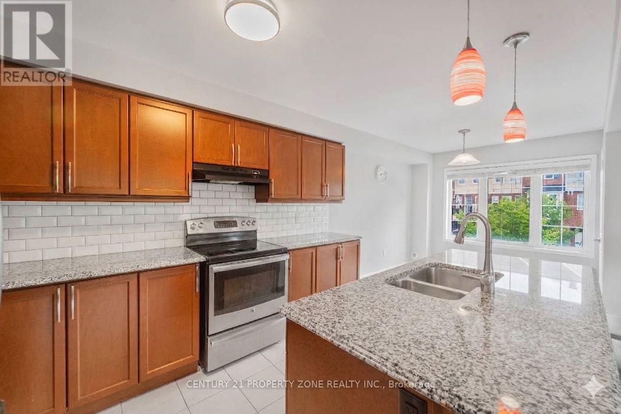 27 Midhope Way, Brampton, Ontario  L6Y 5W6 - Photo 6 - W13689270