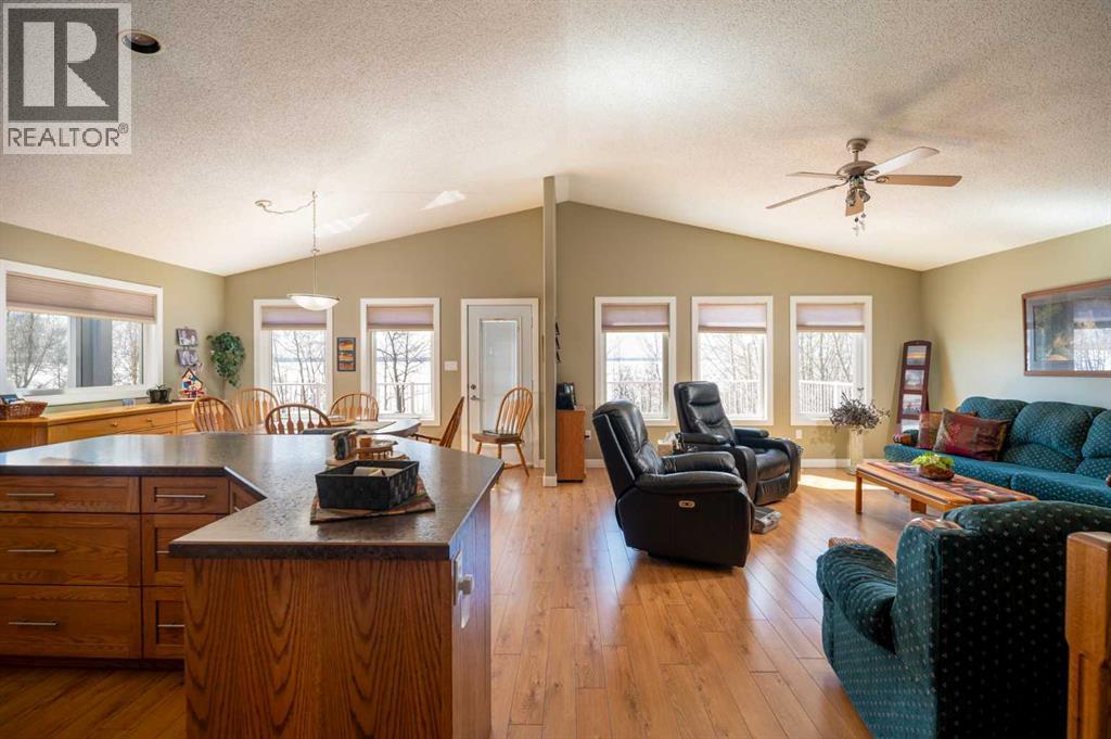 2987 Calling Lake Drive, Calling Lake, Alberta  T9S 0A8 - Photo 14 - A2308943
