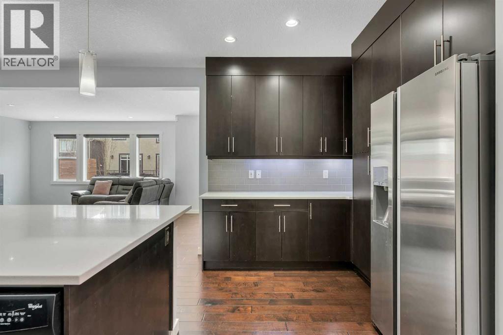 151 Stonemere Green, Chestermere, Alberta  T1X 0S2 - Photo 8 - A2338361