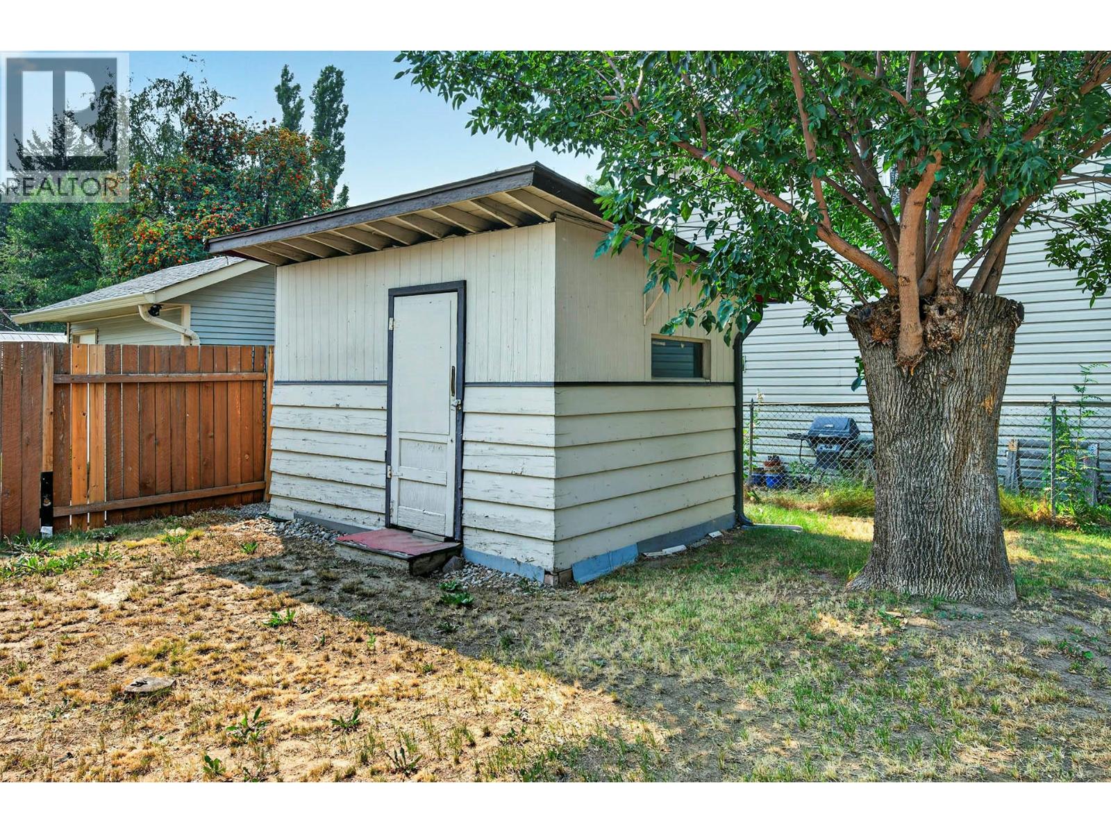 1094 Schreiner Street, Kamloops, British Columbia  V2B 5W3 - Photo 35 - 10395725