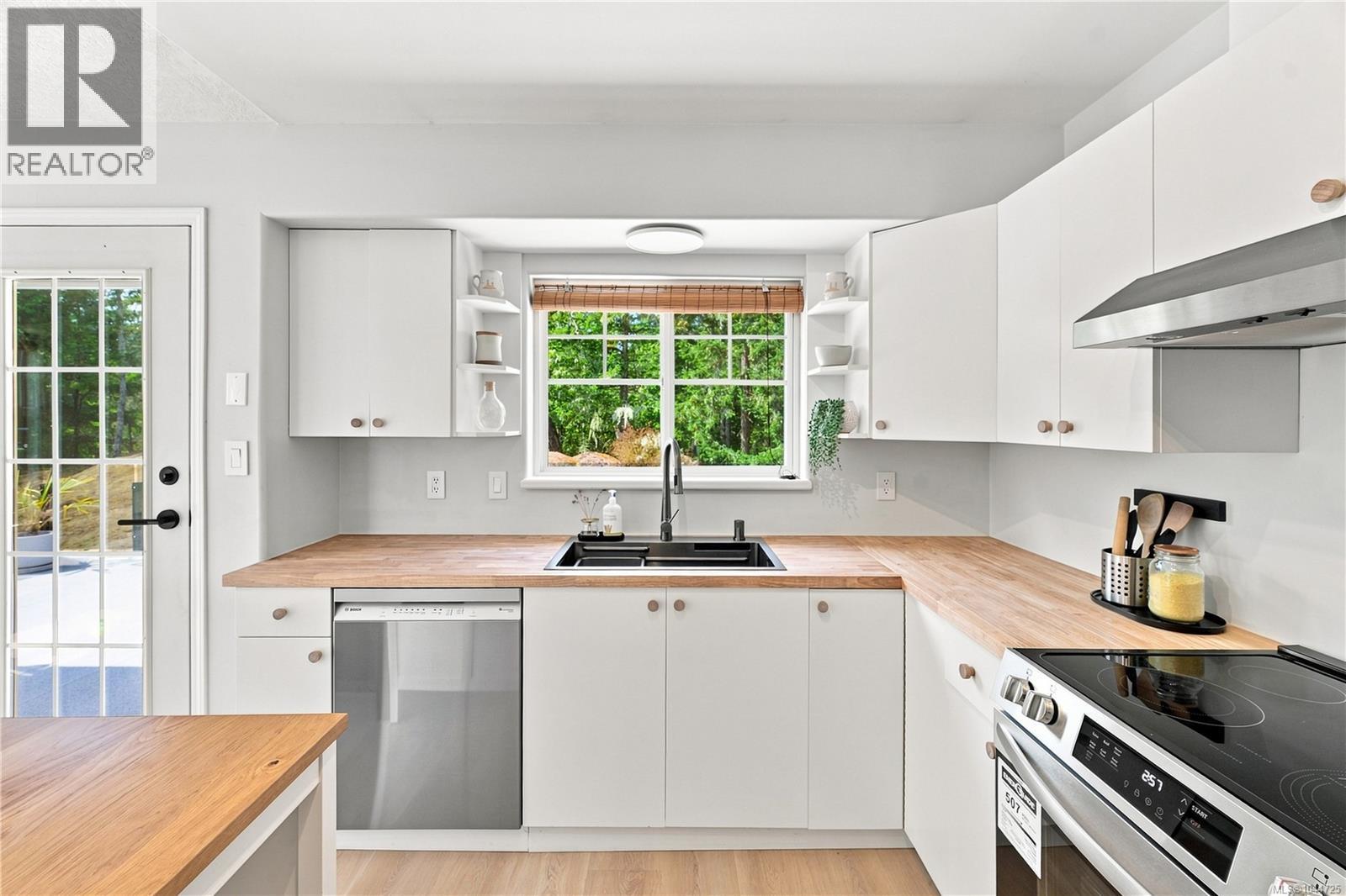 D 7806 Dalrae Pl, Sooke, British Columbia  V9Z 0R1 - Photo 12 - 1044725