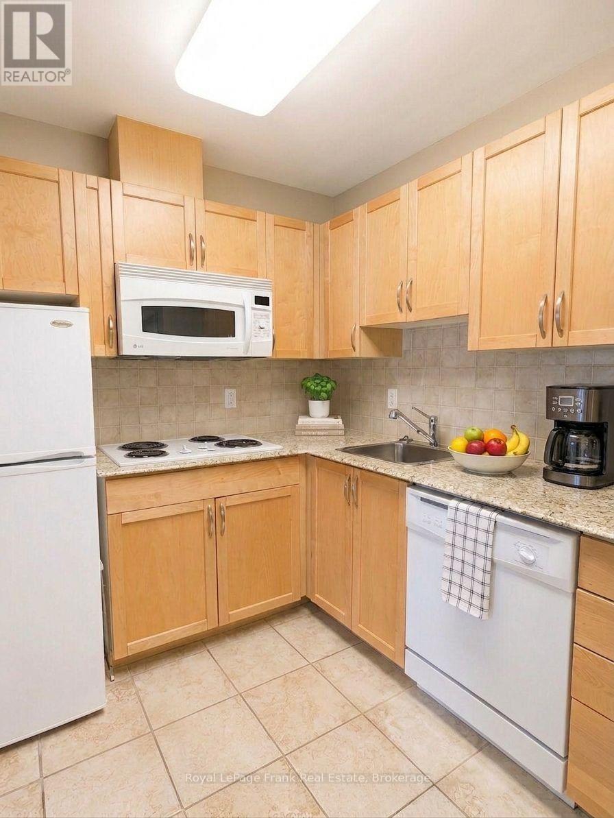 425 - 240 Chapel Street, Cobourg, Ontario  K9A 0E3 - Photo 5 - X13473672