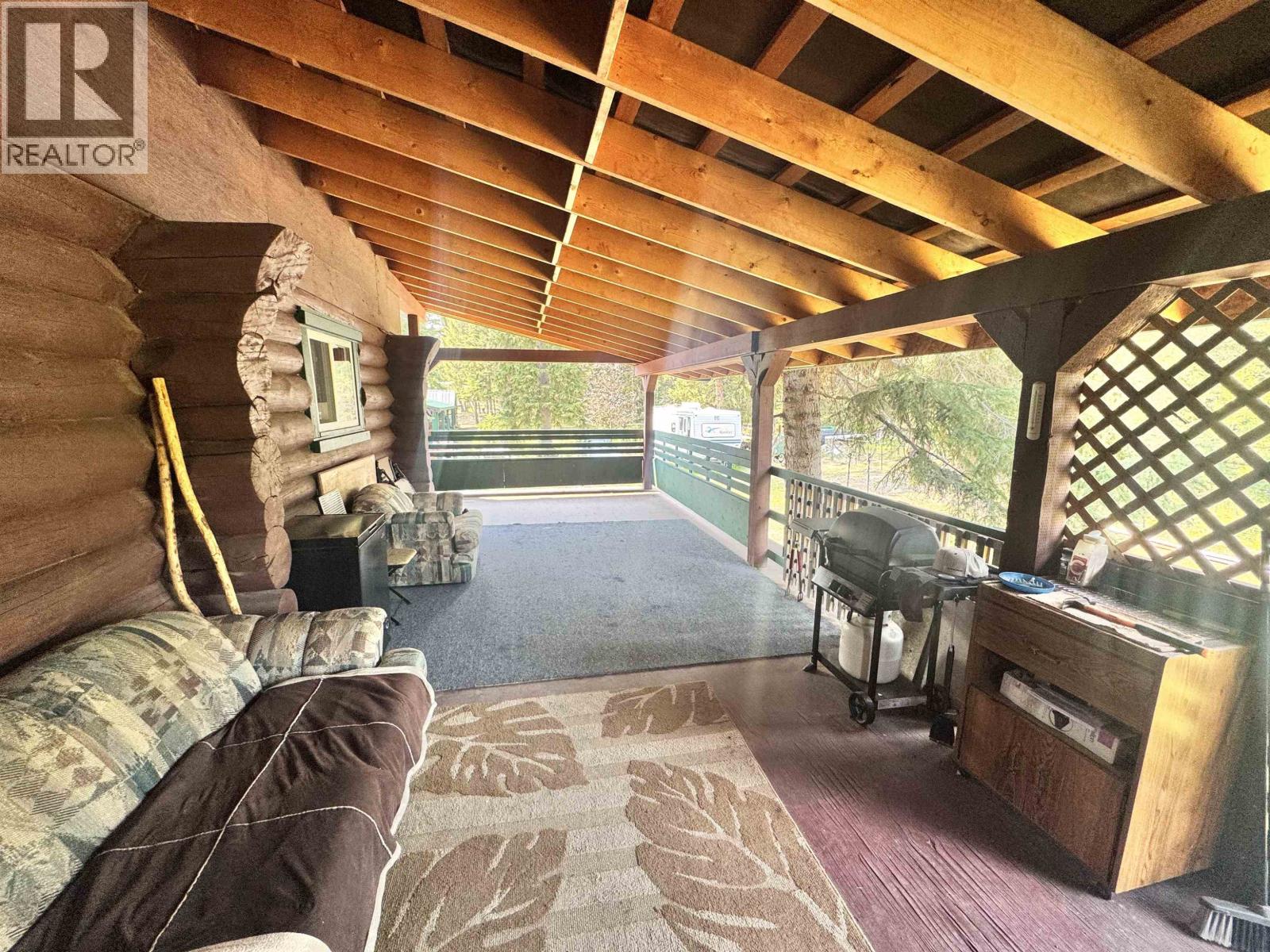 6265 Horse Lake Road, Horse Lake, British Columbia  V0K 2E3 - Photo 20 - R3111125