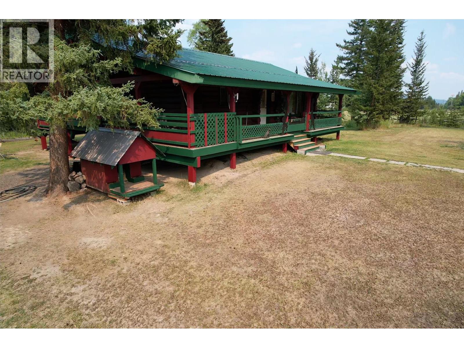 6265 Horse Lake Road, Horse Lake, British Columbia  V0K 2E3 - Photo 2 - R3111125