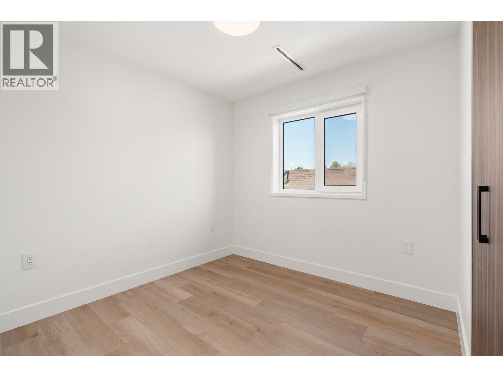 Sl 2 2333 E 54th Avenue, Vancouver, British Columbia  V5S 1X1 - Photo 21 - R3128838