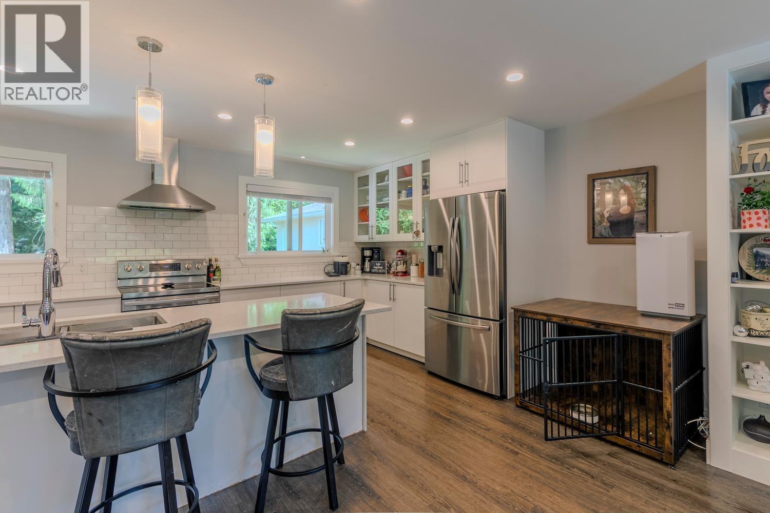 41756 Government Road, Squamish, British Columbia  V8B 0G3 - Photo 11 - R3123155