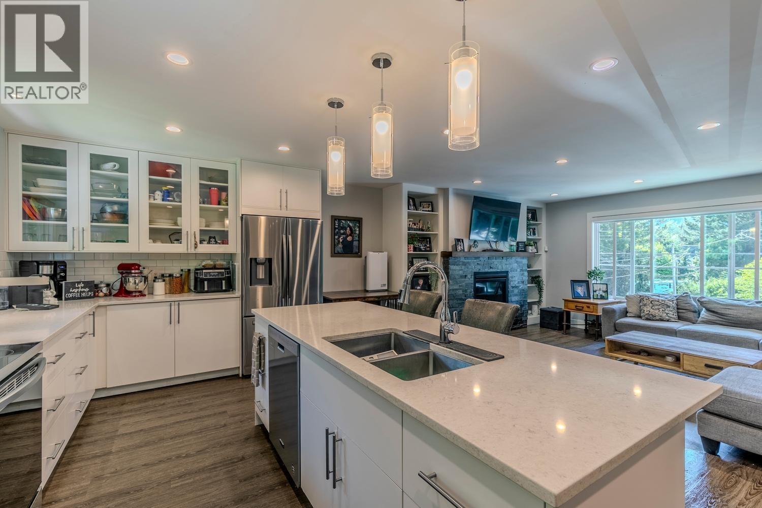 41756 Government Road, Squamish, British Columbia  V8B 0G3 - Photo 17 - R3123155