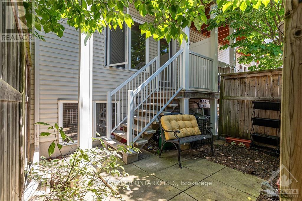 292 London Terrace, Ottawa, Ontario  K1K 2W2 - Photo 13 - X13689936