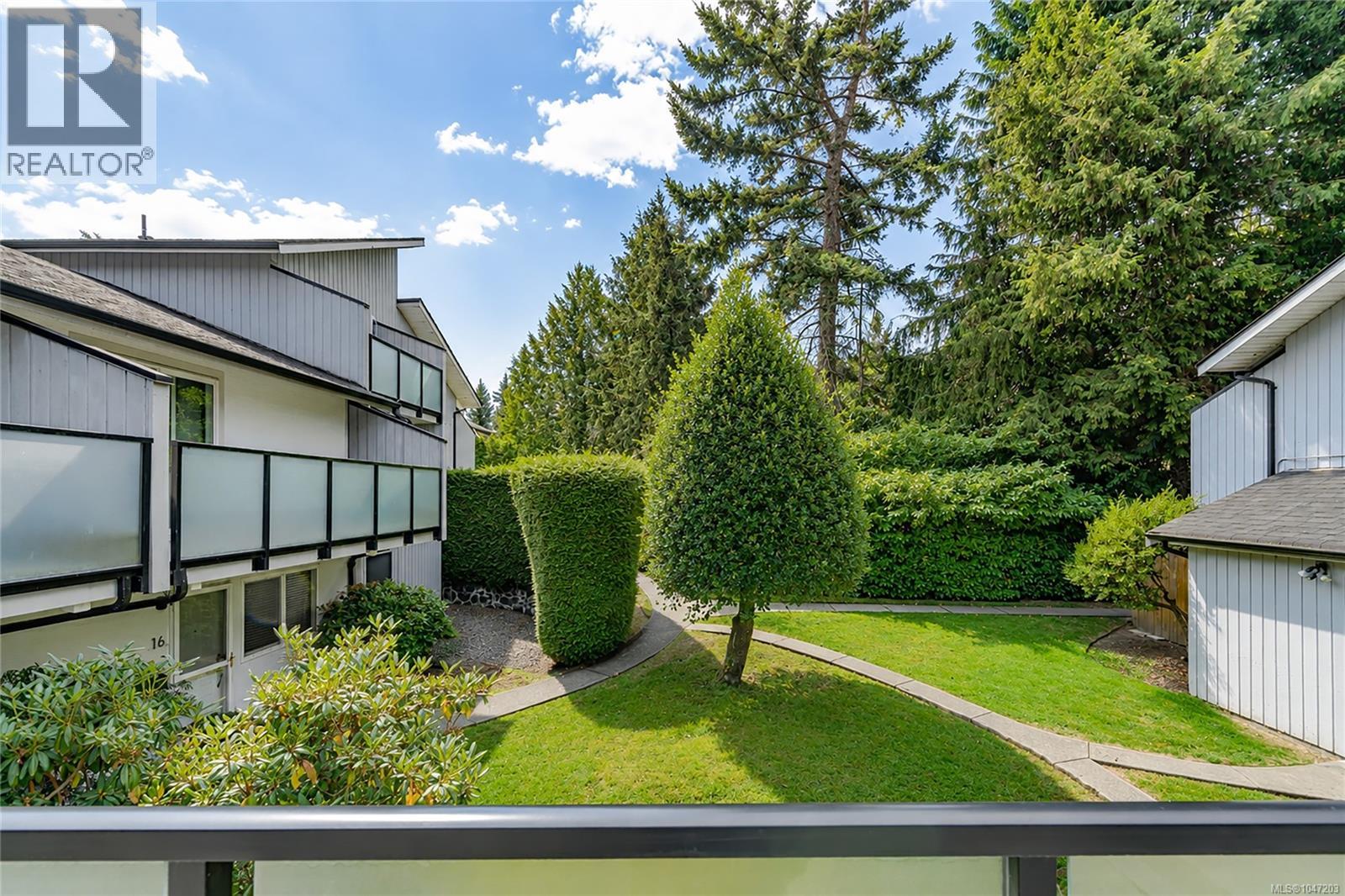 13 3230 Rutledge St, Saanich, British Columbia  V8X 1N7 - Photo 28 - 1047203