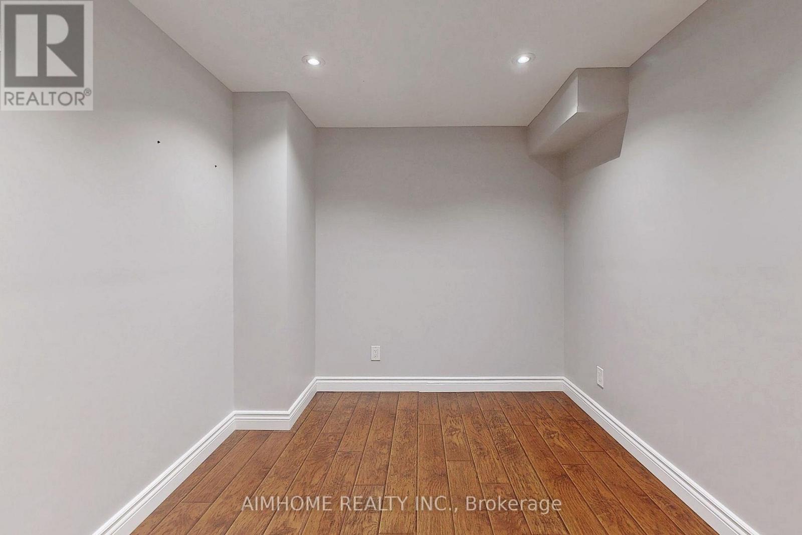 399 Flanagan Court, Newmarket, Ontario  L3X 2G1 - Photo 37 - N13689940