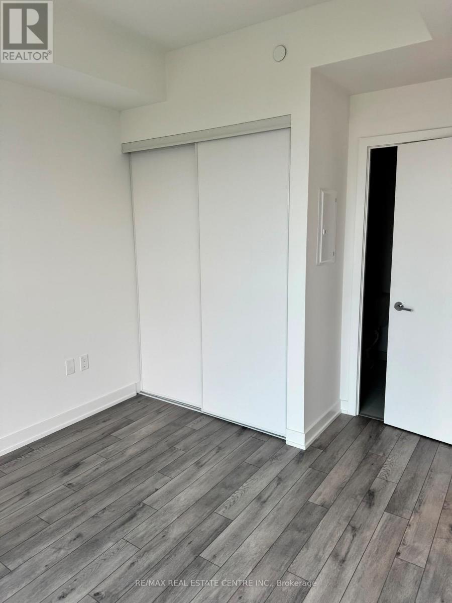 612 - 1005 Dundas Street E Street, Oakville, Ontario L6H 8C7 - Photo 12 - W13689926