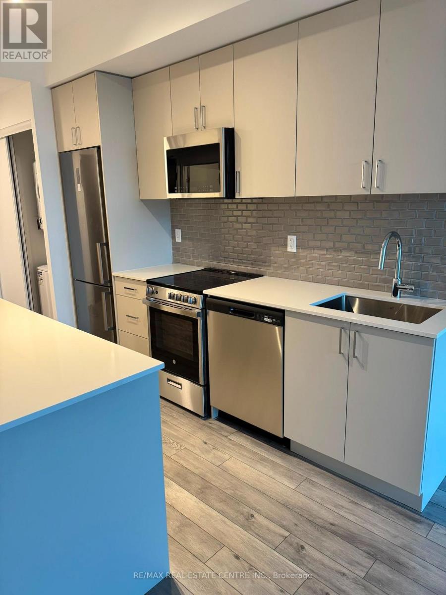 612 - 1005 Dundas Street E Street, Oakville, Ontario L6H 8C7 - Photo 4 - W13689926