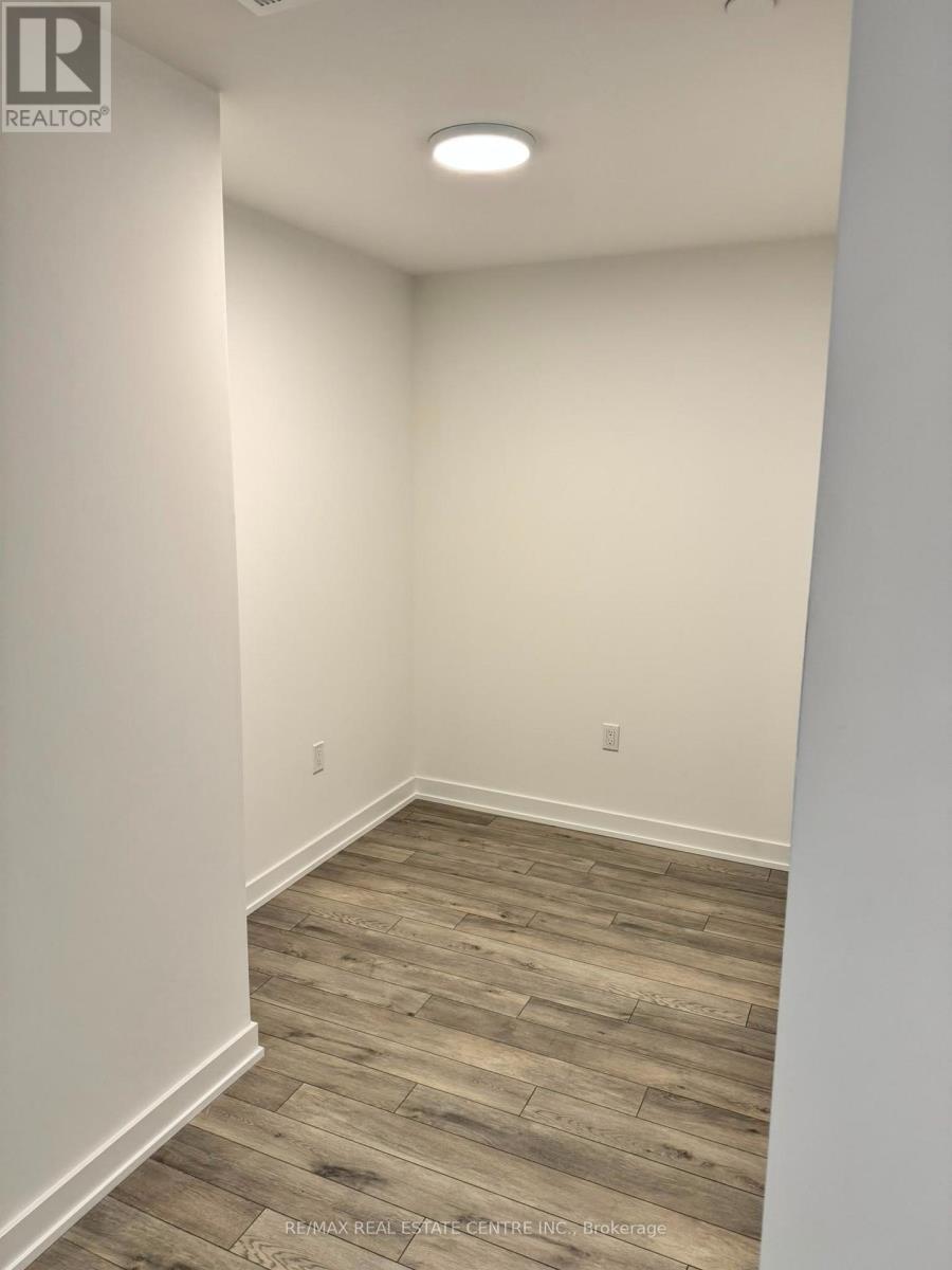 612 - 1005 Dundas Street E Street, Oakville, Ontario L6H 8C7 - Photo 7 - W13689926