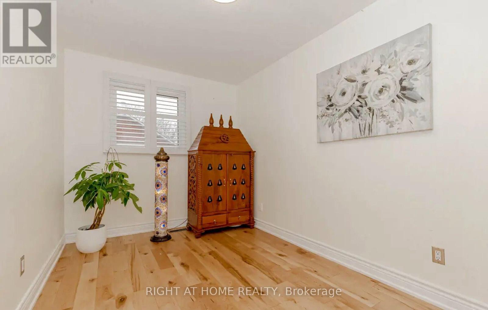 1444 Prince John Circle, Oakville, Ontario  L6J 6W8 - Photo 21 - W13689942