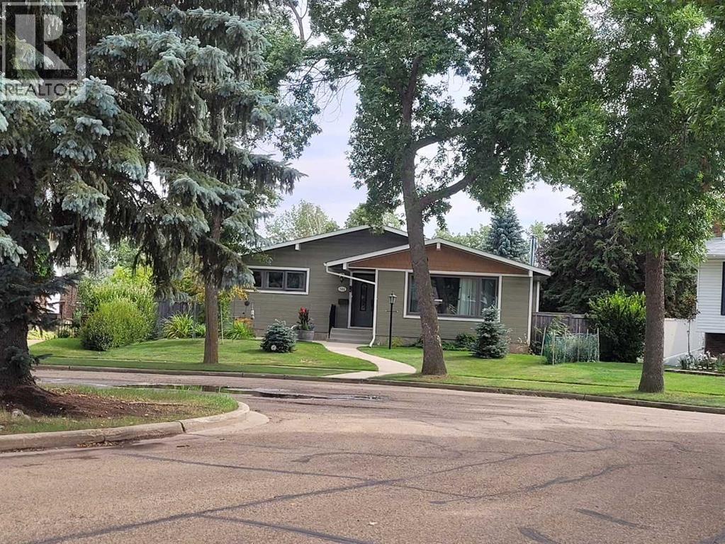 5811 41 Avenue, Camrose, Alberta  T4V 2S2 - Photo 23 - A2296755