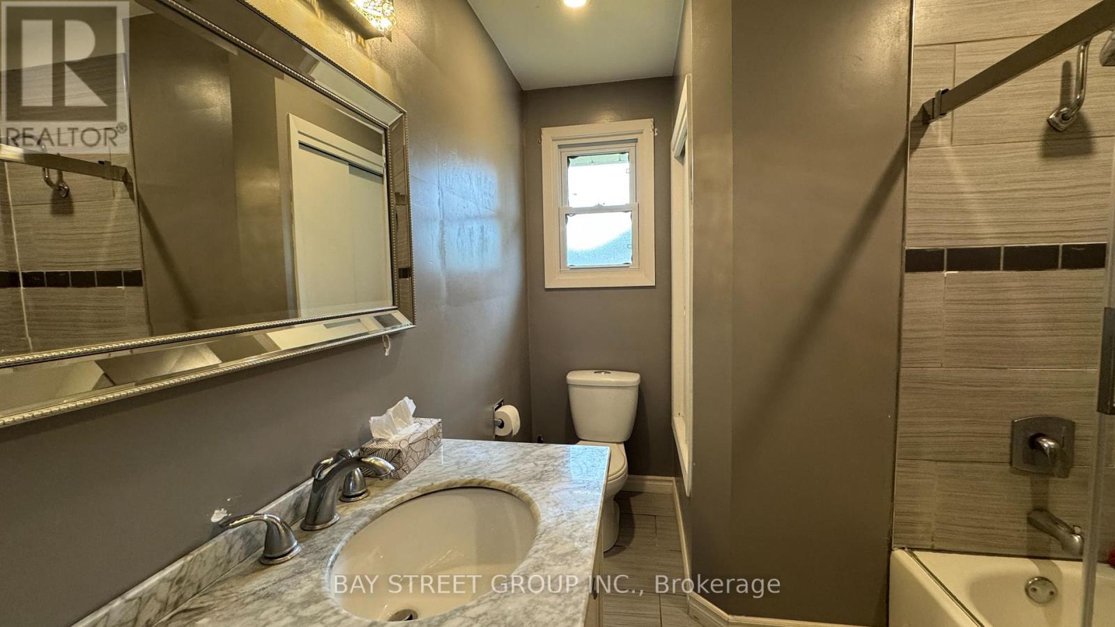 20 Windermere Road, St. Catharines, Ontario L2T 3W2 - Photo 15 - X13689948