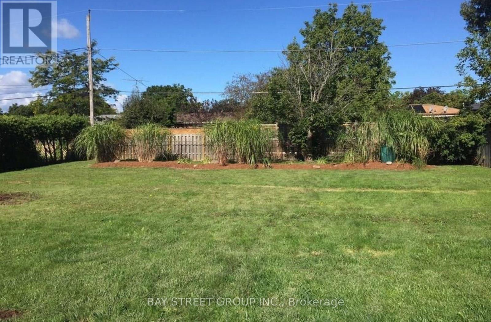 20 Windermere Road, St. Catharines, Ontario L2T 3W2 - Photo 25 - X13689948