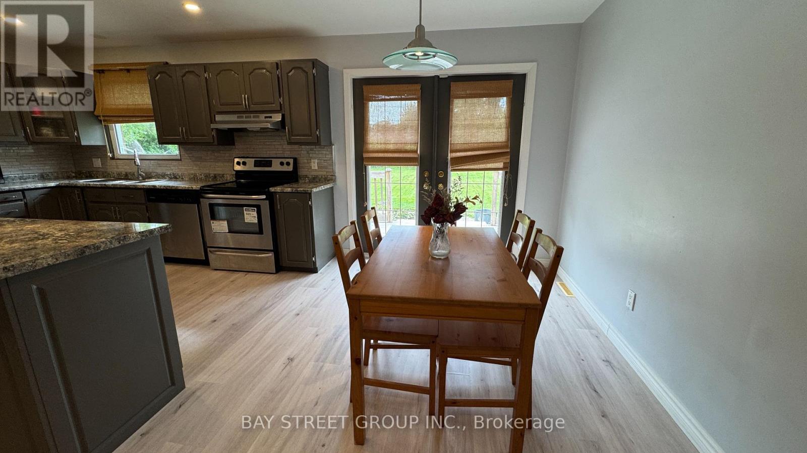 20 Windermere Road, St. Catharines, Ontario L2T 3W2 - Photo 9 - X13689948