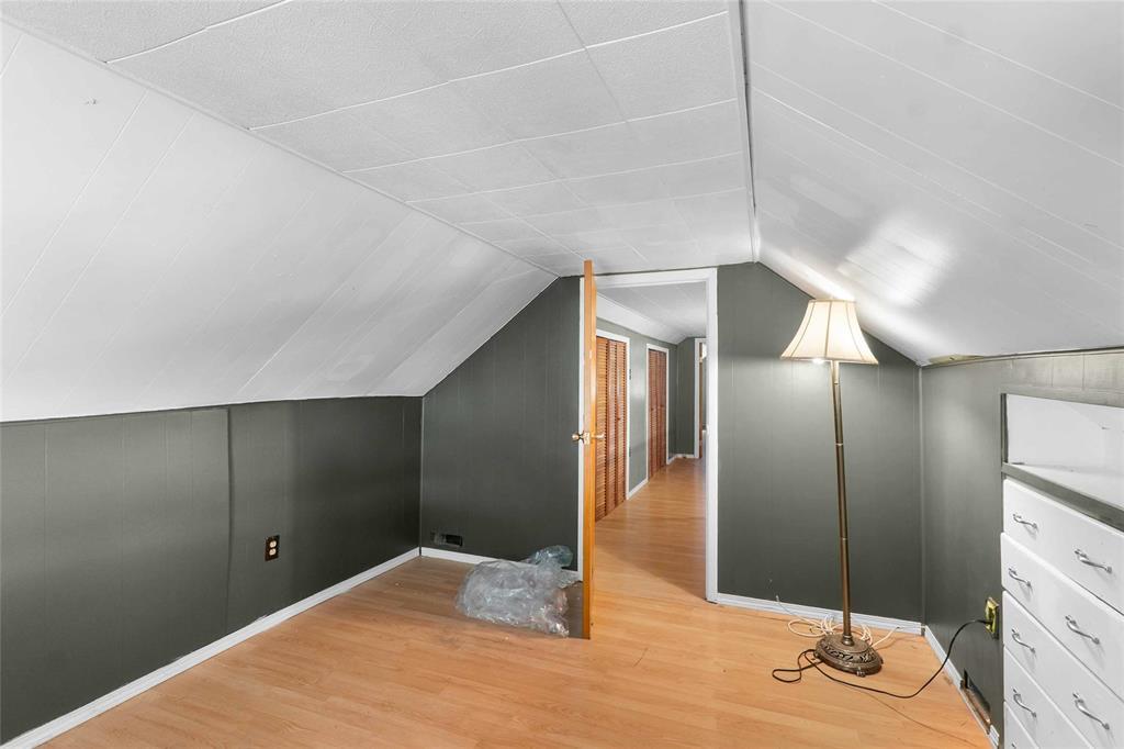 794 Ashburn Street, Winnipeg, Manitoba  R3G 3C7 - Photo 17 - 202620389