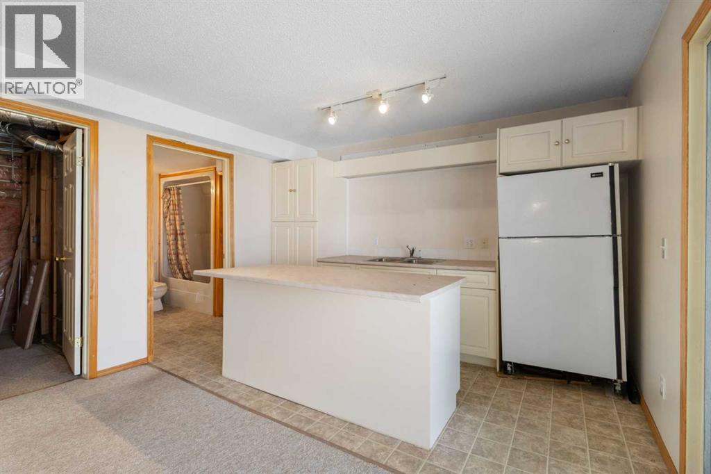 103 Riverside Way SE, Calgary, Alberta  T2C 3V8 - Photo 34 - A2327162