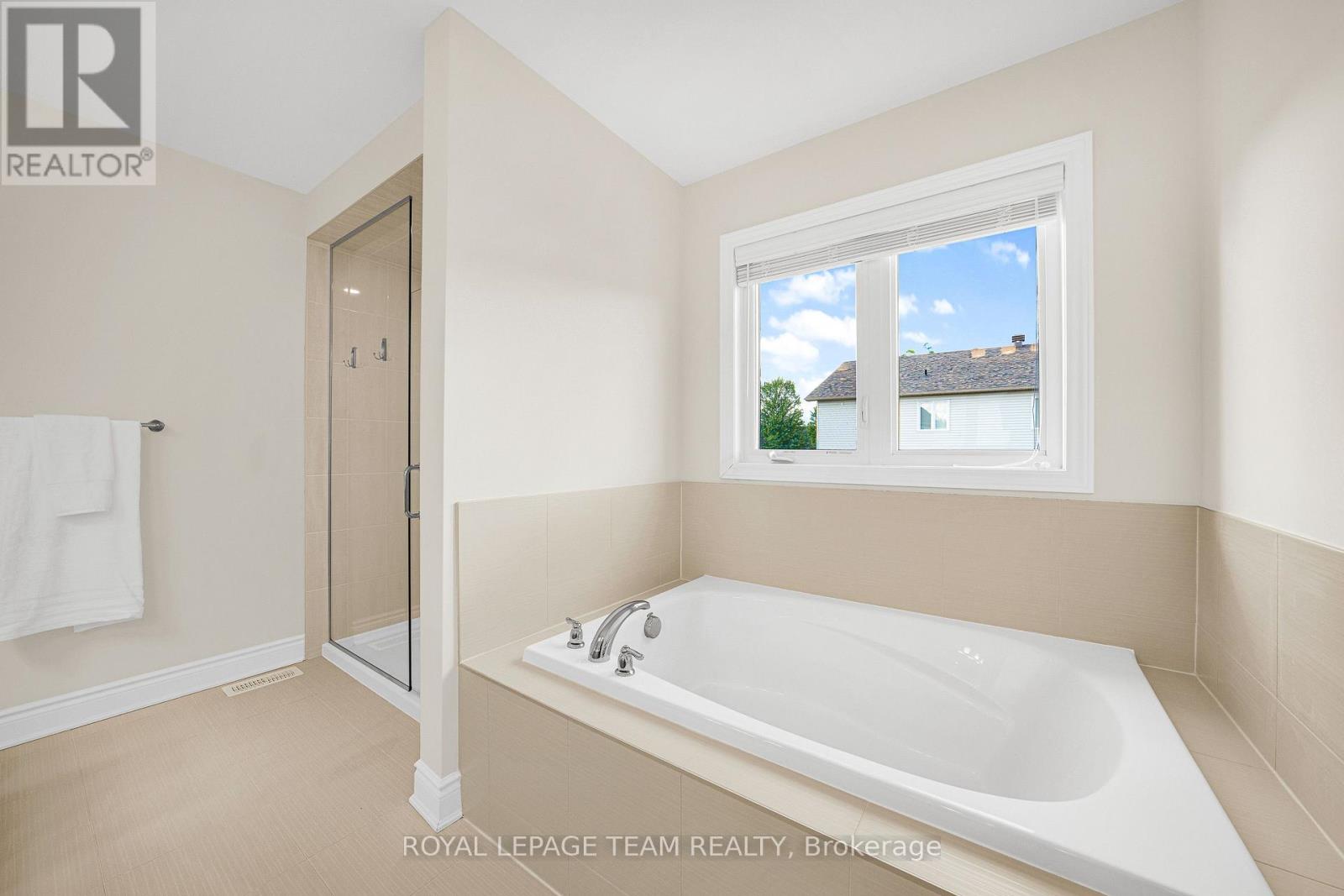 607 Parade Drive, Ottawa, Ontario  K2S 0Y5 - Photo 37 - X13689966