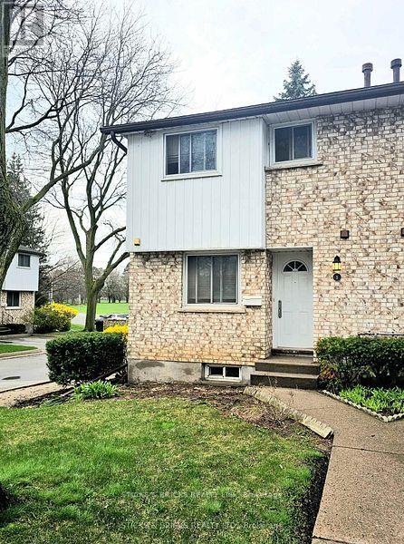 1 - 5815 SWAYZE DRIVE, Niagara Falls, Ontario