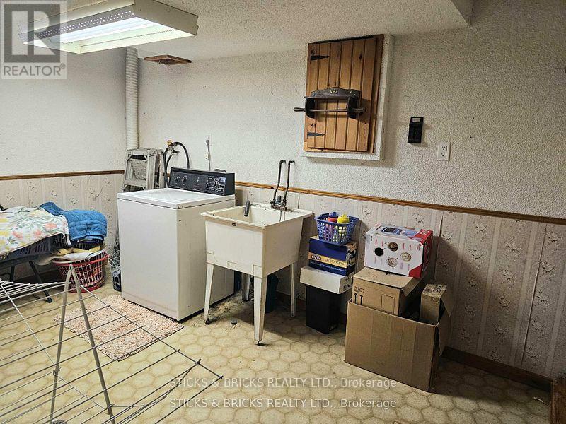 1 - 5815 Swayze Drive, Niagara Falls, Ontario  L2J 3W3 - Photo 12 - X13689982