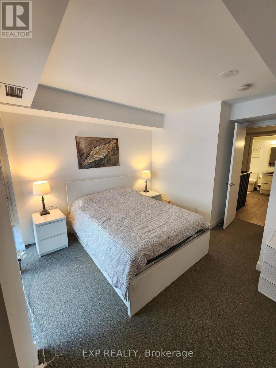 7 - 106 Varna Drive, Toronto, Ontario  M6A 0C8 - Photo 9 - C13689980