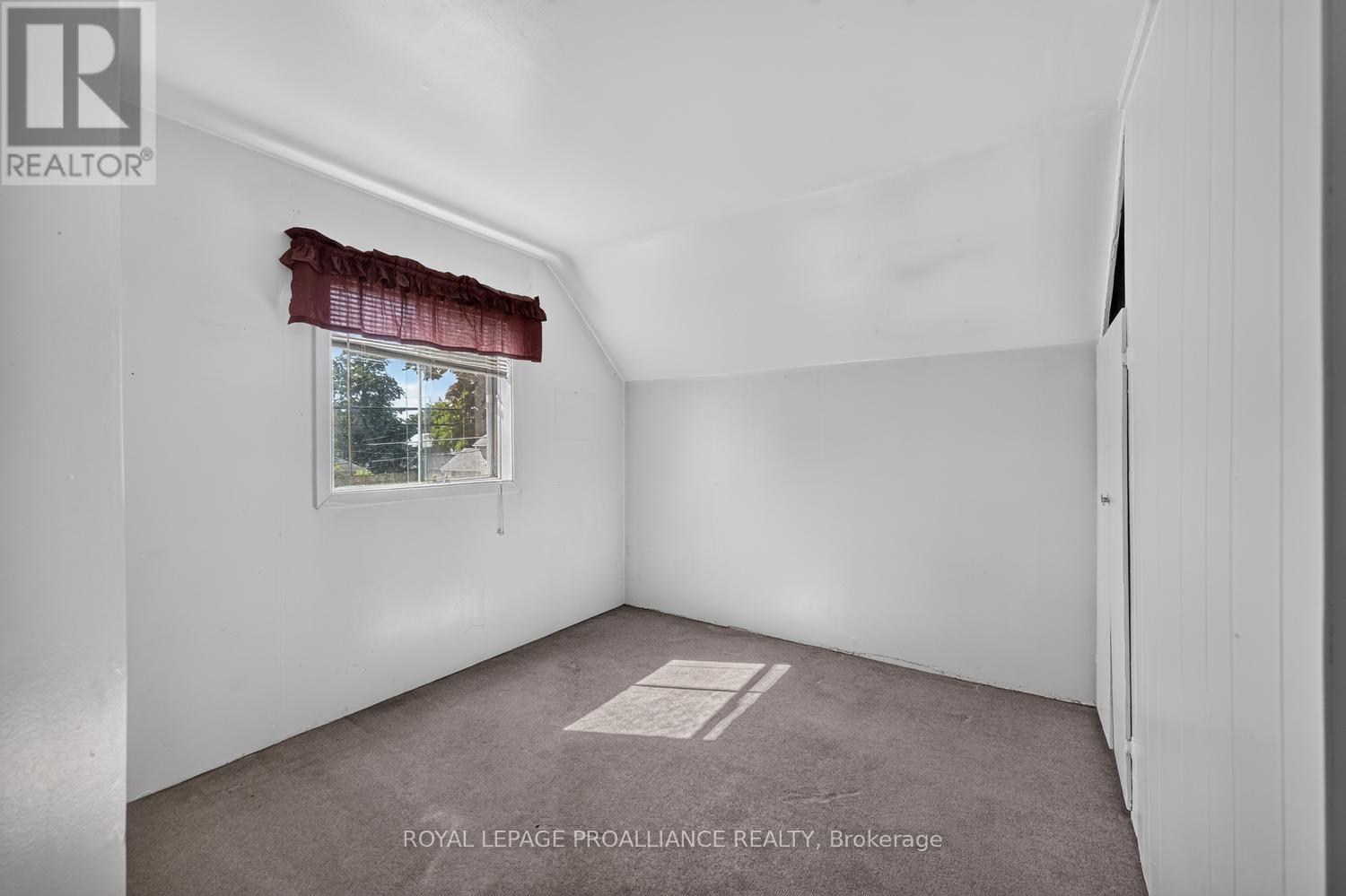 300 Park Street E, Prescott, Ontario  K0E 1T0 - Photo 14 - X13689988