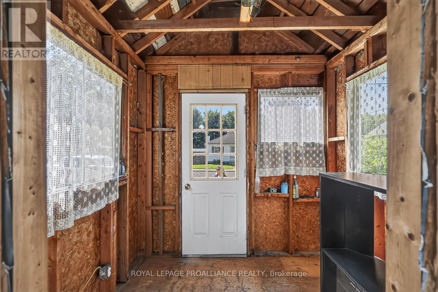 300 Park Street E, Prescott, Ontario  K0E 1T0 - Photo 2 - X13689988