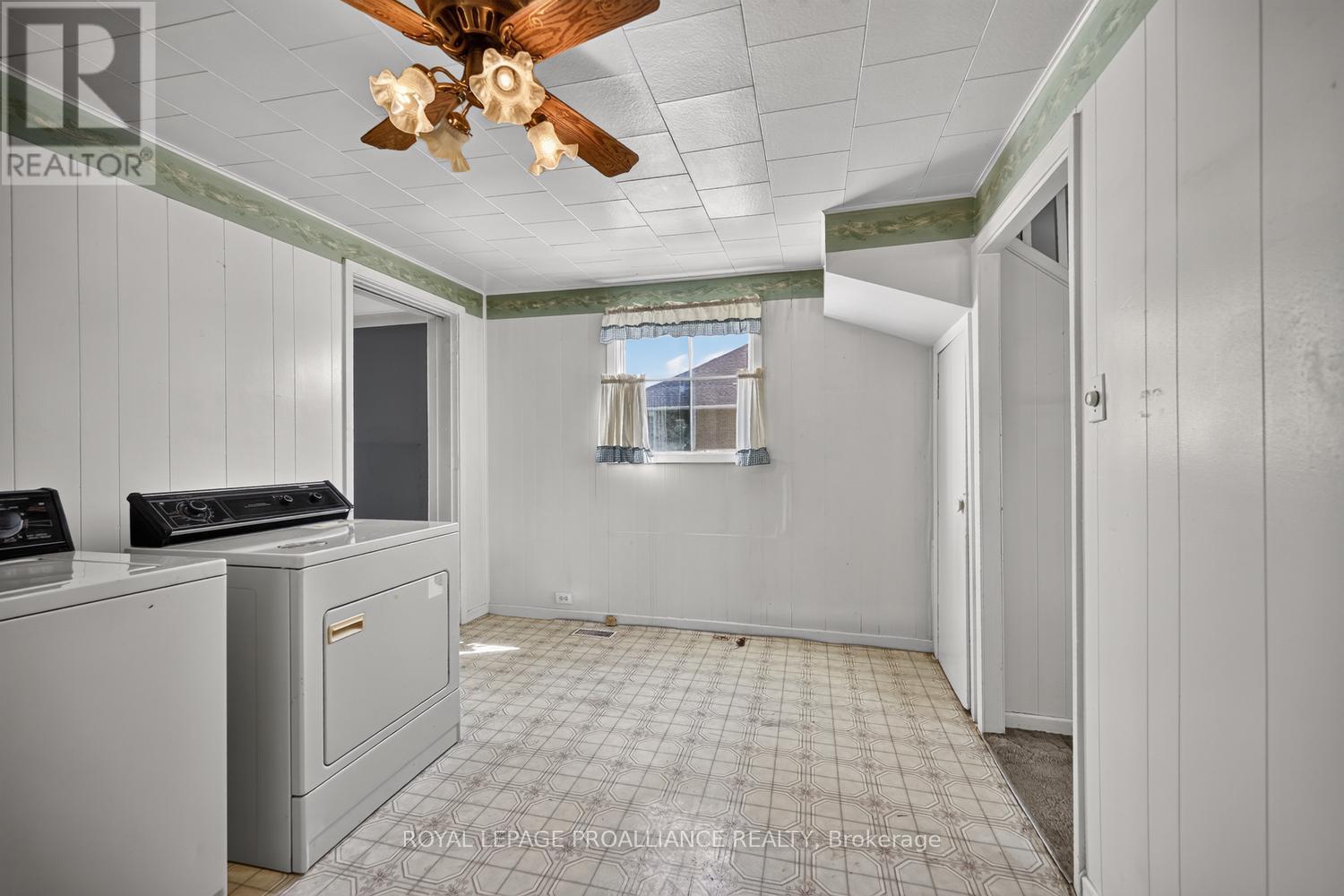 300 Park Street E, Prescott, Ontario  K0E 1T0 - Photo 7 - X13689988