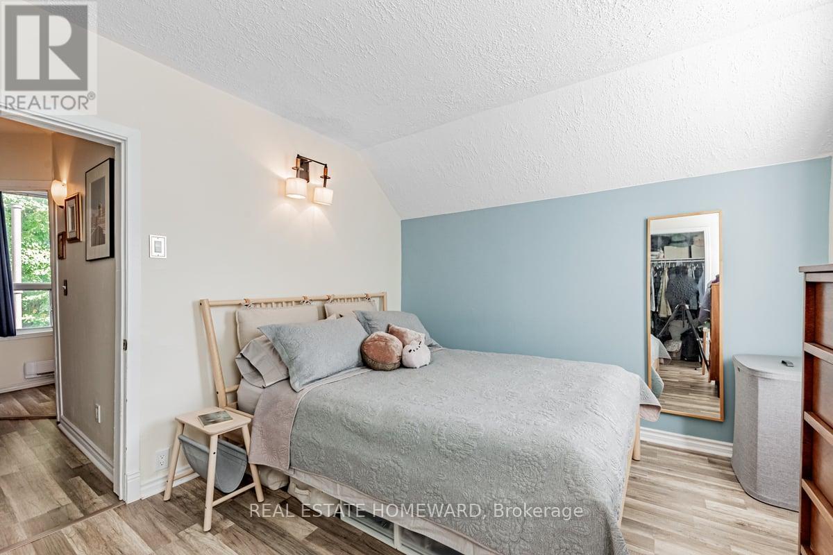 111 Jones Avenue, Toronto, Ontario  M4M 2Z7 - Photo 20 - E13689954