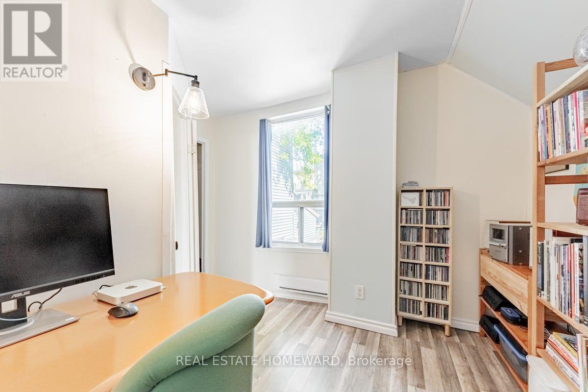 111 Jones Avenue, Toronto, Ontario  M4M 2Z7 - Photo 25 - E13689954
