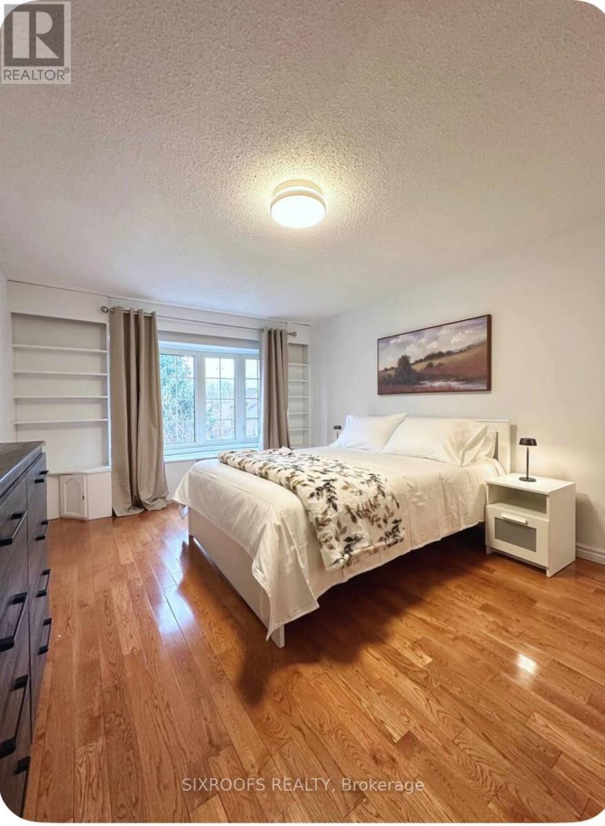 Main - 43 Eleanor Circle, Richmond Hill, Ontario L4C 6K6 - Photo 10 - N13689998