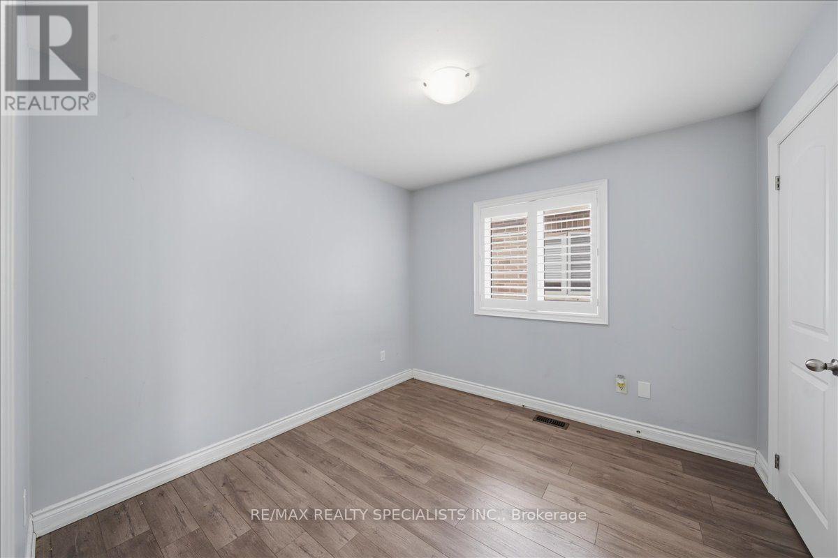 77 Mckenzie Way, Bradford West Gwillimbury, Ontario  L3Z 0J9 - Photo 19 - N13690004