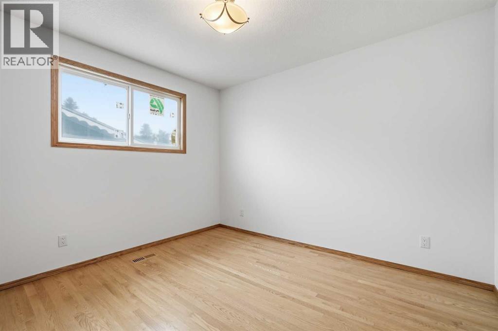 3433 33a Avenue SE, Calgary, Alberta  T2B 0K5 - Photo 12 - A2338551