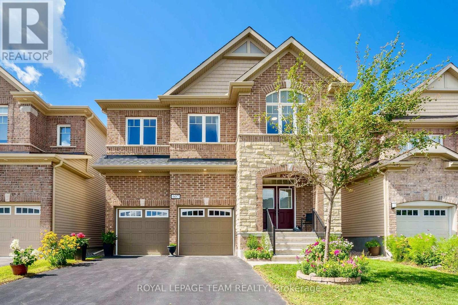 607 PARADE DRIVE, Ottawa, Ontario