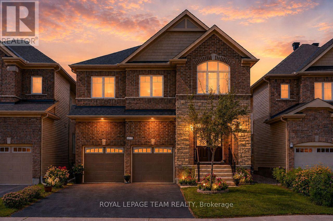 607 Parade Drive, Ottawa, Ontario  K2S 0Y5 - Photo 2 - X13689966