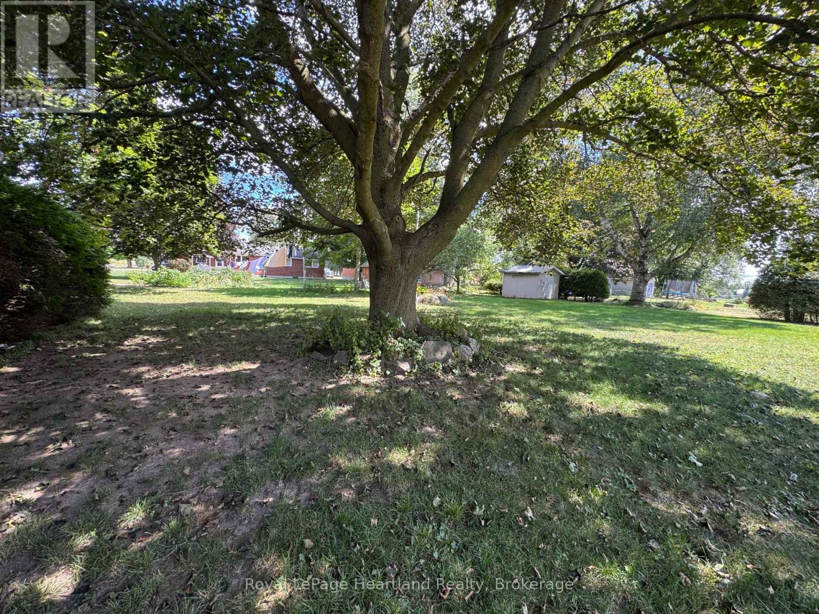 2021 Princess Street N, Howick, Ontario  N0G 1X0 - Photo 11 - X13689970