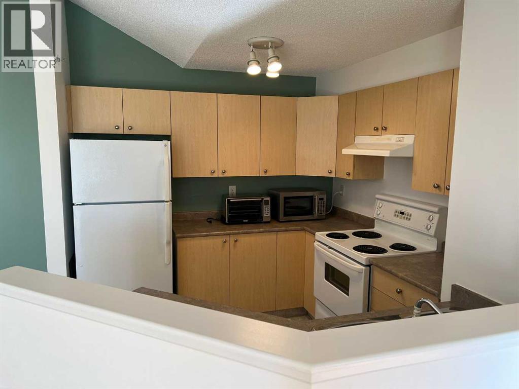 408, 16 Country Village Bay NE, Calgary, Alberta t3k 5y9 - Photo 7 - A2314091