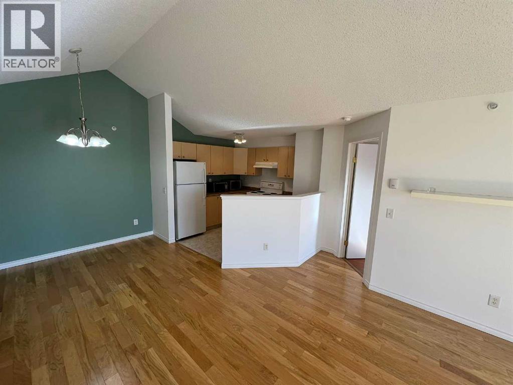 408, 16 Country Village Bay NE, Calgary, Alberta t3k 5y9 - Photo 11 - A2314091