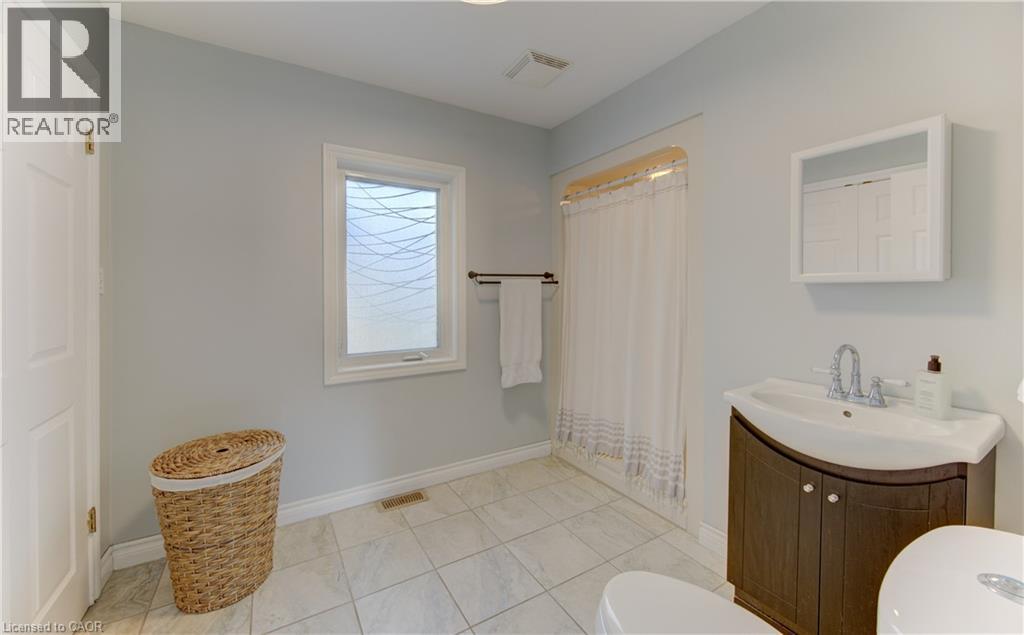 250 Herbert Street, Waterloo, Ontario  N2J 1V2 - Photo 27 - 40856844