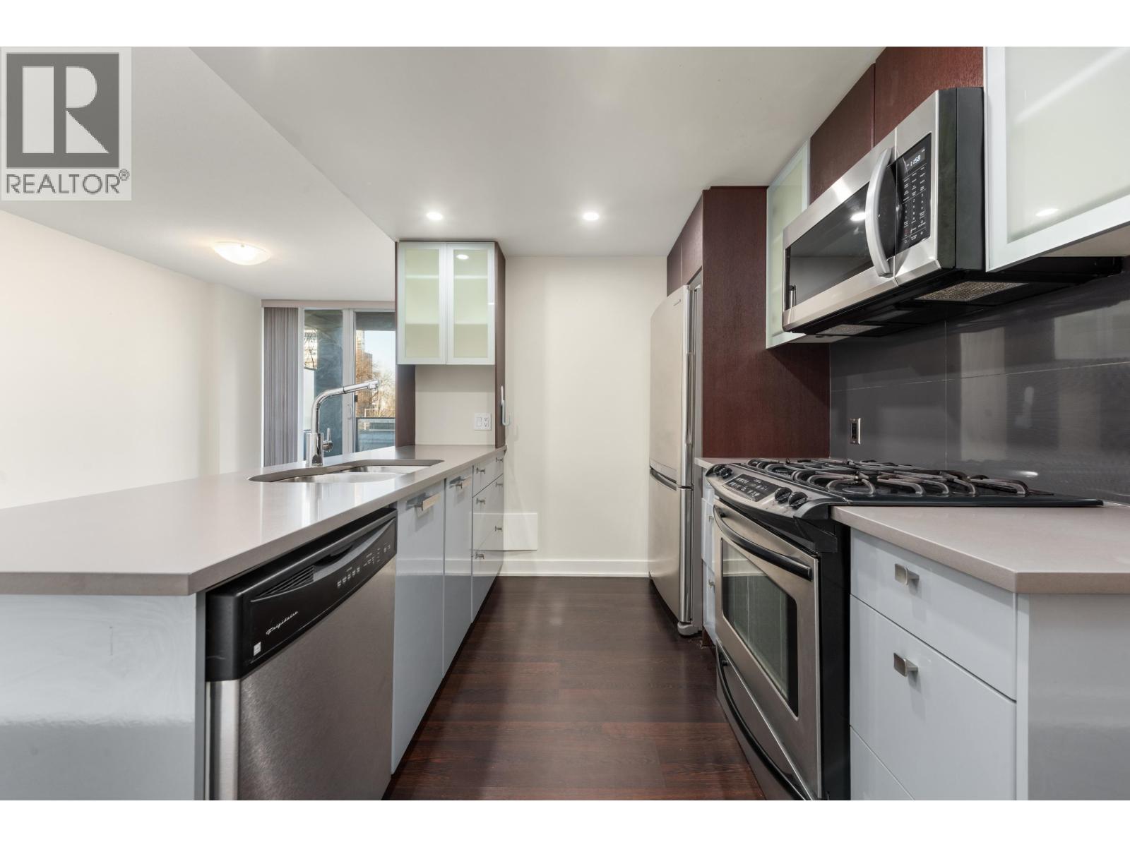 302 7080 No. 3 Road, Richmond, British Columbia  V6Y 0B5 - Photo 6 - R3123080