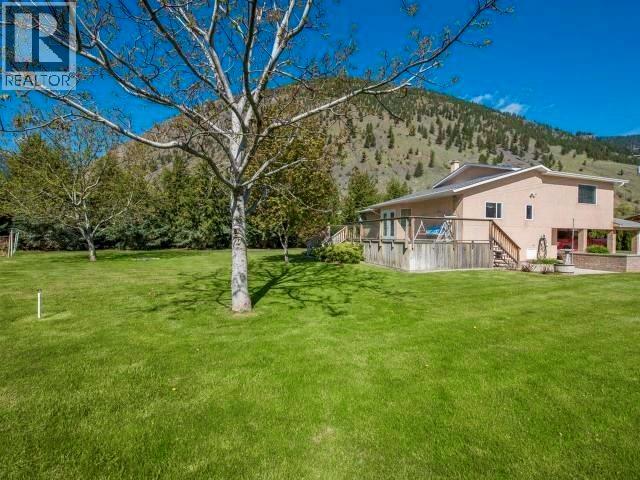 851 Keremeos Bypass Road, Keremeos, British Columbia  V0X 1N1 - Photo 2 - 10382716