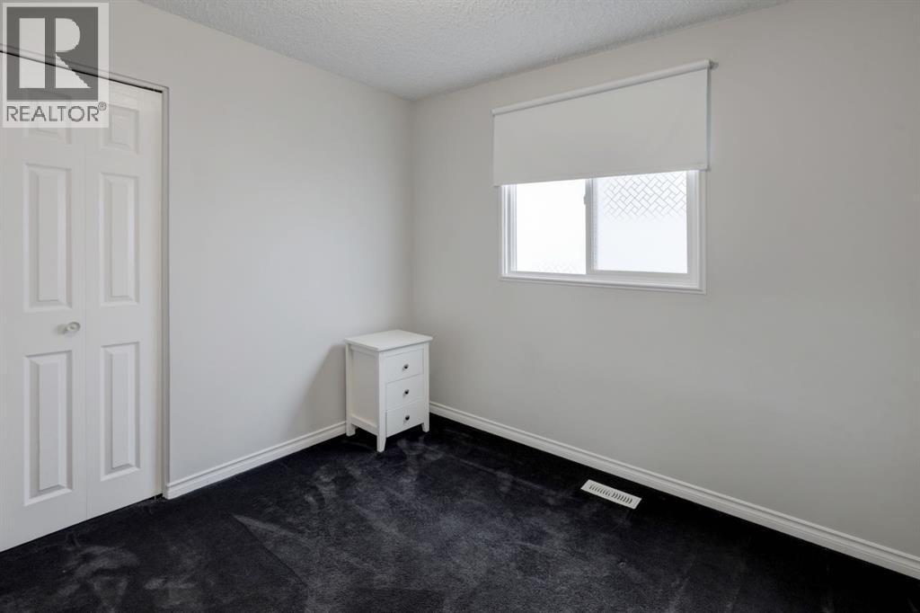 4325 58 Street NE, Calgary, Alberta  T1Y 4G2 - Photo 16 - A2337928
