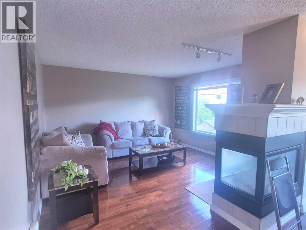 127 Hampstead Circle NW, Calgary, Alberta  T3A 5P3 - Photo 6 - A2328201
