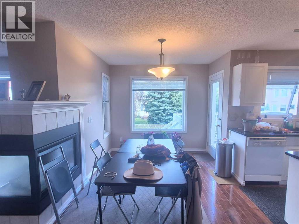 127 Hampstead Circle NW, Calgary, Alberta  T3A 5P3 - Photo 5 - A2328201