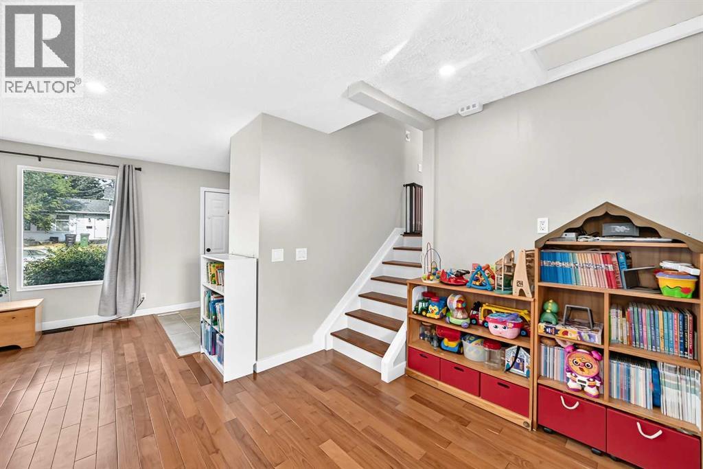 179 Deer Ridge Way SE, Calgary, Alberta  T2J 5Y8 - Photo 12 - A2334224