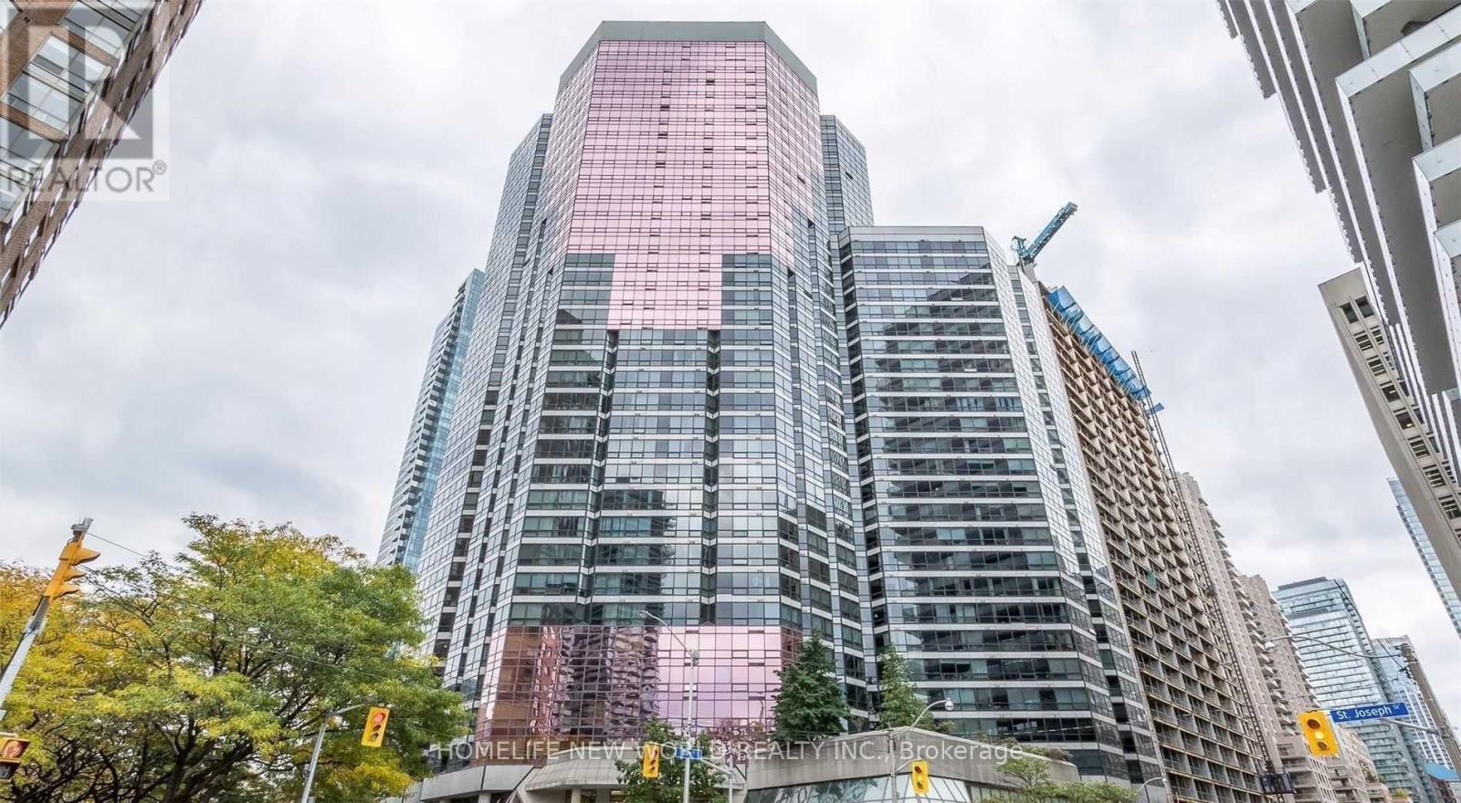 2409 - 1001 BAY STREET, Toronto, Ontario